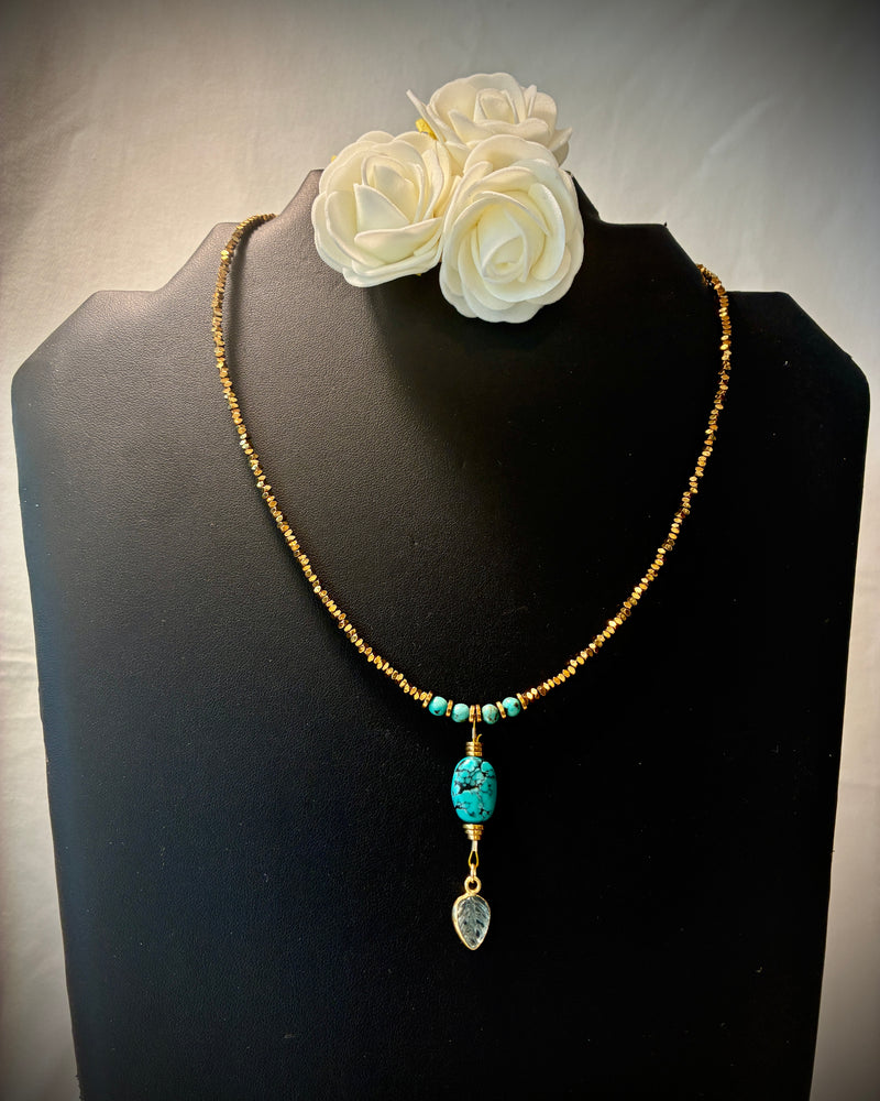 Collier Turquoise d'Arizona · Topaze Céleste & Hématite Doré