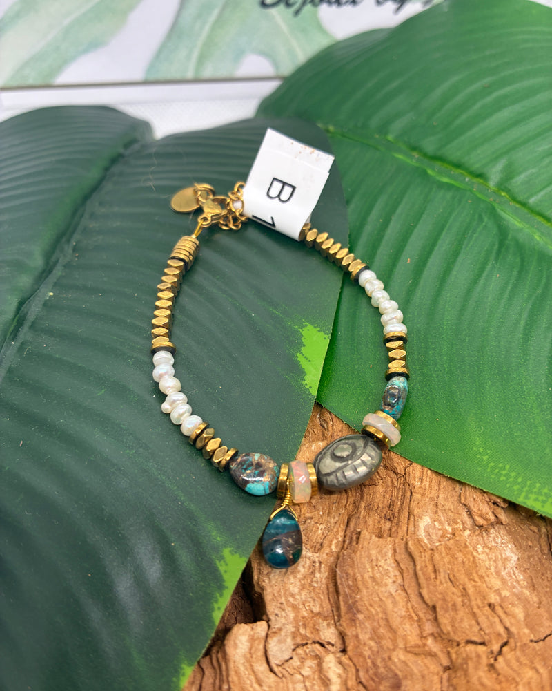 Bracelet Composite · Pyrite · Chrysocolle · Apatite & Nacre