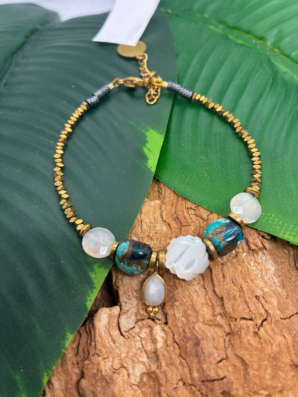 Bracelet Composite · Opale · Nacre Sculptée & Labradorite