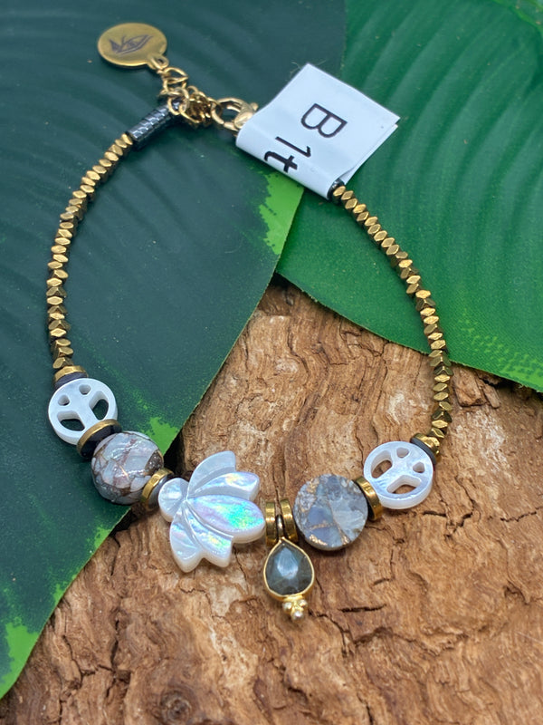 Bracelet Composite · Nacre Papillon · Pierre de Lune & Labradorite