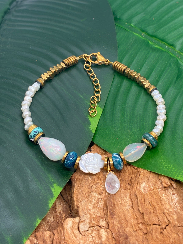 Bracelet Opale · Nacre Rose · Chrysocolle & Pierre de Lune